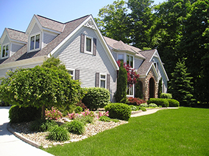 Landscapers and Lawncare Services in Fairfield, IA